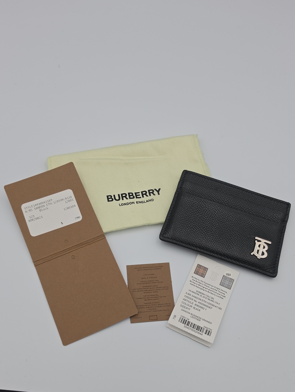 Burberry Black TB Monogram Pebbled Leather Sandon Card Holder (NWT)(DUST BAG)🖤